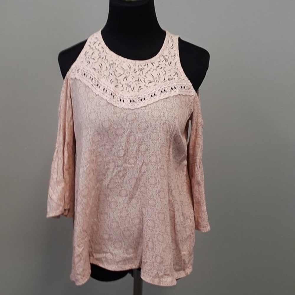 HOLLISTER SIZE SMALL PINK COLD SHOULDER TOP